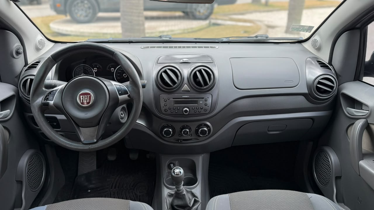 FIAT - PALIO ESSENCE   1.6 16V - MANUAL  - 2014